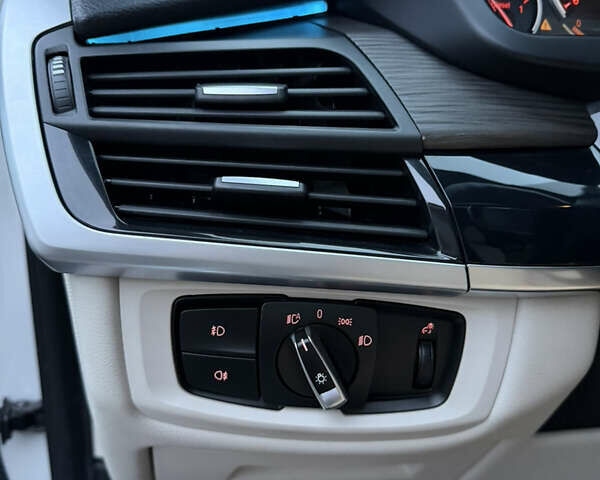 Белый БМВ Х5, объемом двигателя 2.99 л и пробегом 170 тыс. км за 32500 $, фото 36 на Automoto.ua