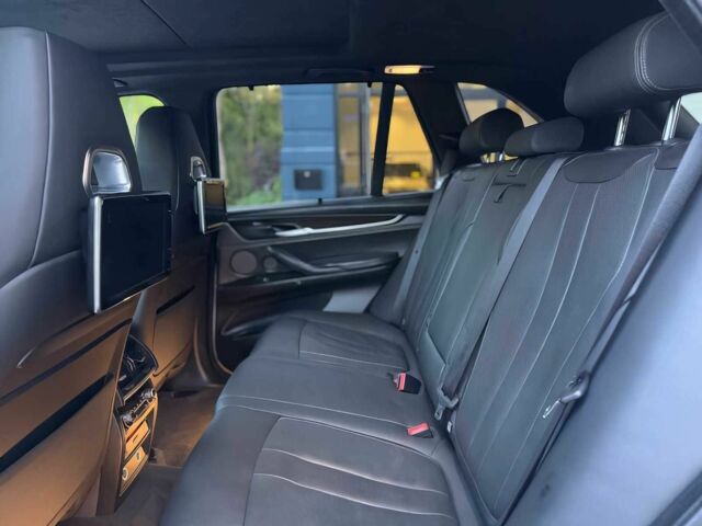 Белый БМВ Х5, объемом двигателя 4.4 л и пробегом 74 тыс. км за 8000 $, фото 15 на Automoto.ua