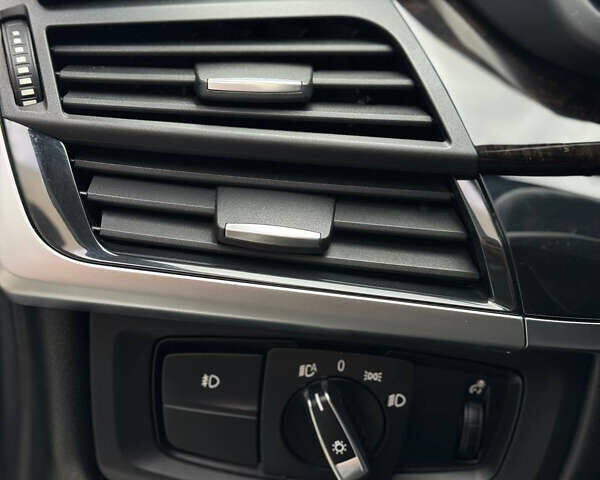 Белый БМВ Х5, объемом двигателя 3 л и пробегом 308 тыс. км за 27999 $, фото 38 на Automoto.ua