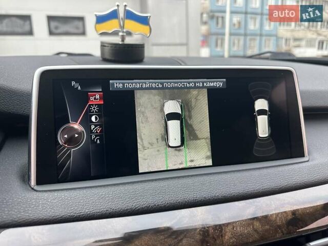 Білий БМВ Х5, об'ємом двигуна 3 л та пробігом 114 тис. км за 25000 $, фото 14 на Automoto.ua