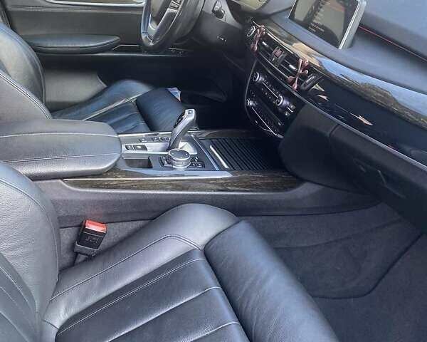 Белый БМВ Х5, объемом двигателя 2.99 л и пробегом 182 тыс. км за 33800 $, фото 19 на Automoto.ua