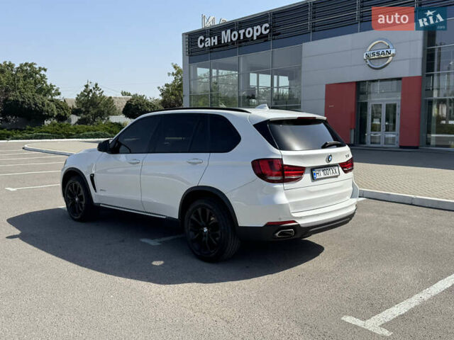 Белый БМВ Х5, объемом двигателя 2.98 л и пробегом 126 тыс. км за 26000 $, фото 4 на Automoto.ua