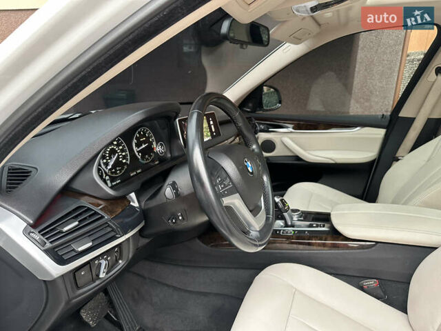 Белый БМВ Х5, объемом двигателя 2.98 л и пробегом 245 тыс. км за 17700 $, фото 9 на Automoto.ua