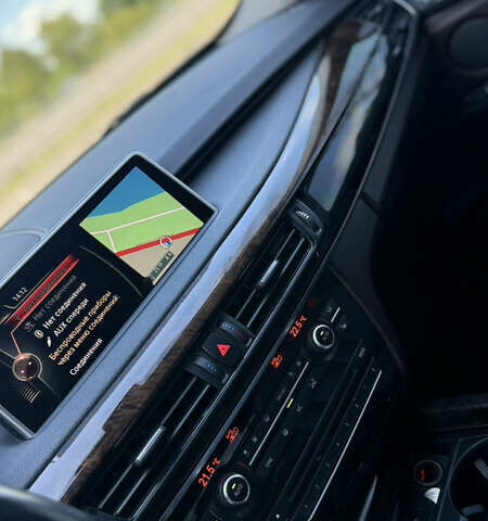 БМВ Х5 2015 в Днепре (Днепропетровске) на Automoto.ua Белый БМВ Х5, объемом двигателя 3 л и пробегом 225 тыс. км за 22000 $, фото 33 на Automoto.ua