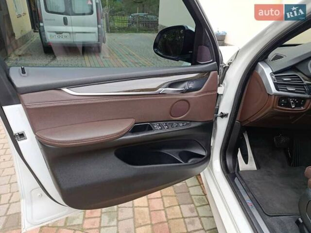 Білий БМВ Х5, об'ємом двигуна 2 л та пробігом 170 тис. км за 28900 $, фото 26 на Automoto.ua