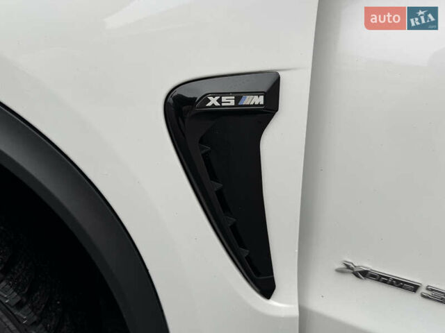 Білий БМВ Х5, об'ємом двигуна 2.98 л та пробігом 130 тис. км за 24500 $, фото 30 на Automoto.ua