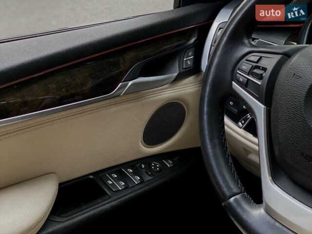 Білий БМВ Х5, об'ємом двигуна 3 л та пробігом 65 тис. км за 23800 $, фото 26 на Automoto.ua