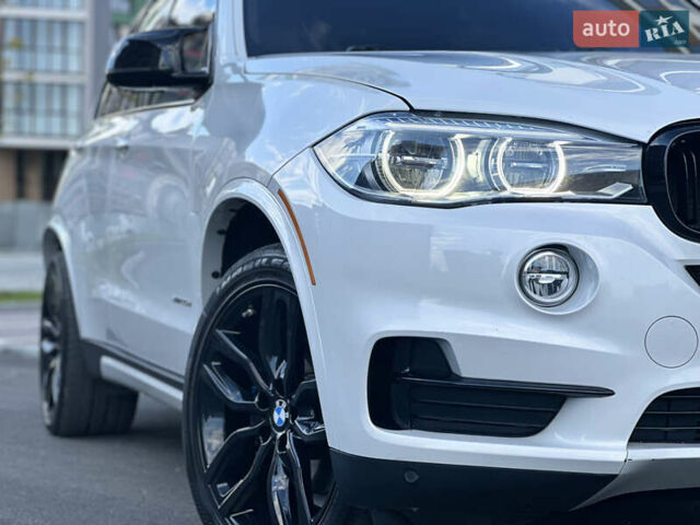 Білий БМВ Х5, об'ємом двигуна 2.99 л та пробігом 223 тис. км за 27800 $, фото 9 на Automoto.ua