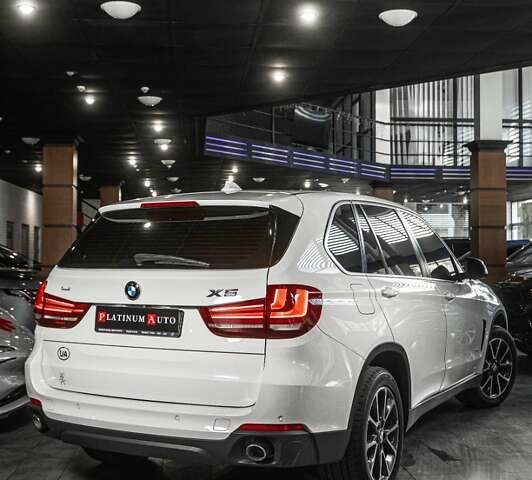 Белый БМВ Х5, объемом двигателя 2.99 л и пробегом 161 тыс. км за 29999 $, фото 9 на Automoto.ua