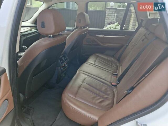 Белый БМВ Х5, объемом двигателя 2.98 л и пробегом 198 тыс. км за 19300 $, фото 15 на Automoto.ua