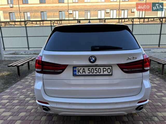 Білий БМВ Х5, об'ємом двигуна 2.98 л та пробігом 128 тис. км за 21800 $, фото 5 на Automoto.ua