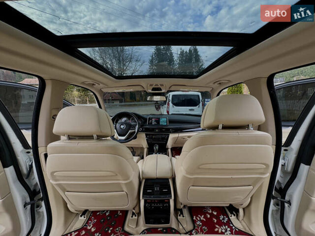 Білий БМВ Х5, об'ємом двигуна 2.98 л та пробігом 226 тис. км за 28999 $, фото 18 на Automoto.ua