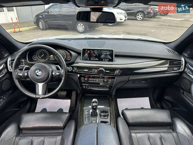 Білий БМВ Х5, об'ємом двигуна 2.98 л та пробігом 183 тис. км за 26999 $, фото 21 на Automoto.ua