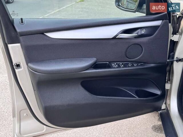 Белый БМВ Х5, объемом двигателя 2 л и пробегом 200 тыс. км за 22700 $, фото 11 на Automoto.ua