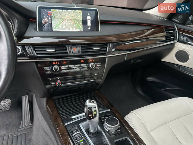 Белый БМВ Х5, объемом двигателя 2.98 л и пробегом 245 тыс. км за 17700 $, фото 12 на Automoto.ua