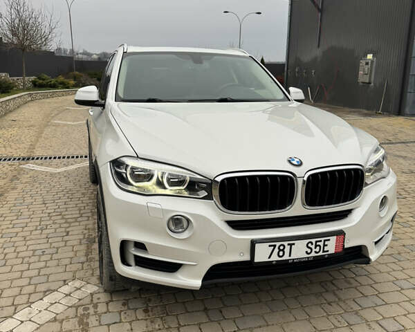 Білий БМВ Х5, об'ємом двигуна 3 л та пробігом 178 тис. км за 30500 $, фото 10 на Automoto.ua