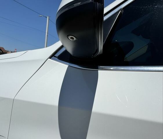 Белый БМВ Х5, объемом двигателя 3 л и пробегом 177 тыс. км за 27800 $, фото 10 на Automoto.ua