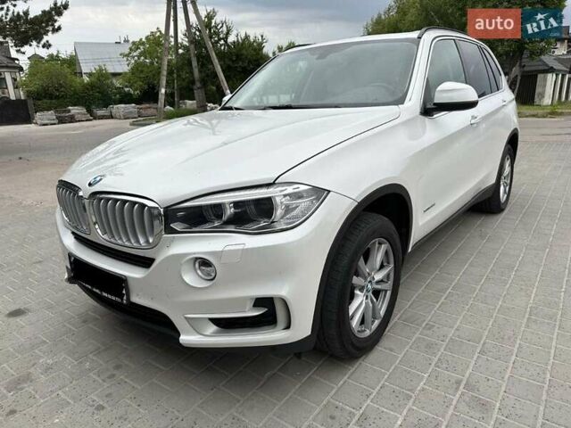 Білий БМВ Х5, об'ємом двигуна 2.98 л та пробігом 192 тис. км за 24300 $, фото 6 на Automoto.ua