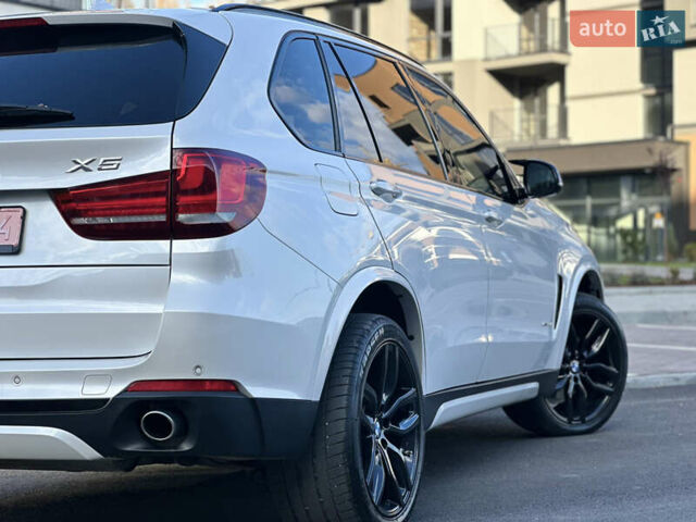 Білий БМВ Х5, об'ємом двигуна 2.99 л та пробігом 223 тис. км за 27800 $, фото 23 на Automoto.ua