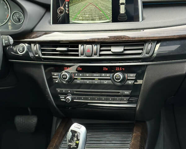 Белый БМВ Х5, объемом двигателя 2.98 л и пробегом 209 тыс. км за 17950 $, фото 23 на Automoto.ua