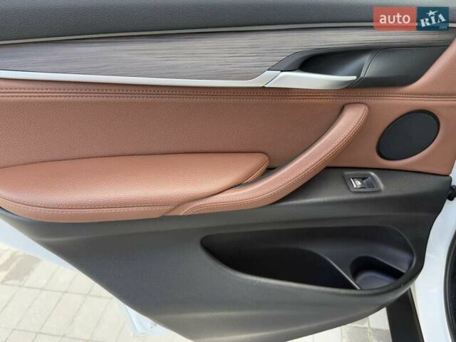 Белый БМВ Х5, объемом двигателя 2.99 л и пробегом 176 тыс. км за 31500 $, фото 27 на Automoto.ua