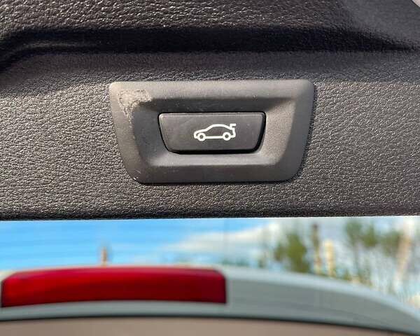 Білий БМВ Х5, об'ємом двигуна 2.98 л та пробігом 204 тис. км за 17300 $, фото 31 на Automoto.ua