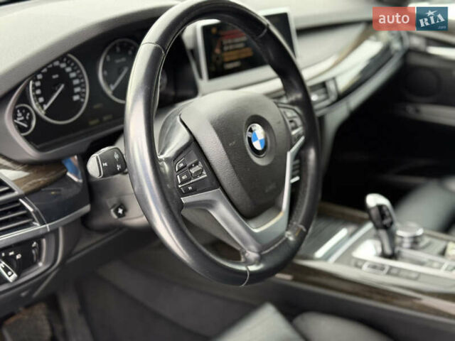 Белый БМВ Х5, объемом двигателя 2.99 л и пробегом 155 тыс. км за 29500 $, фото 10 на Automoto.ua