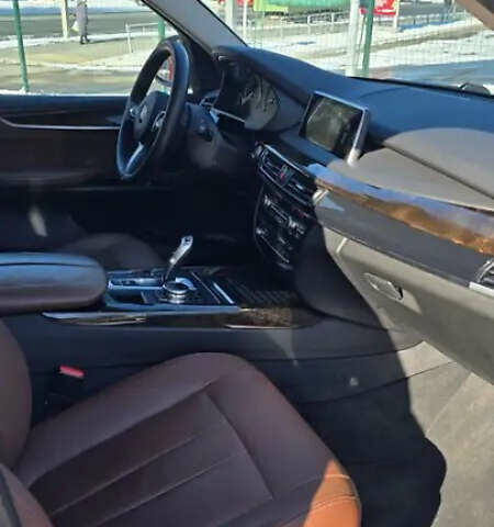 Белый БМВ Х5, объемом двигателя 2.98 л и пробегом 102 тыс. км за 24000 $, фото 4 на Automoto.ua