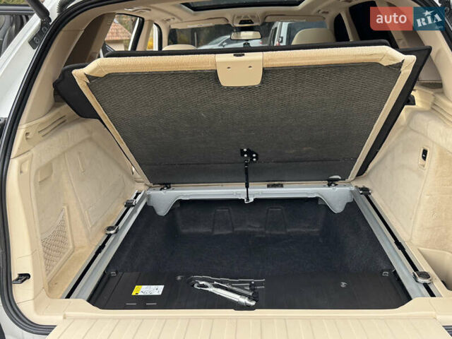 Білий БМВ Х5, об'ємом двигуна 2.98 л та пробігом 226 тис. км за 28999 $, фото 44 на Automoto.ua