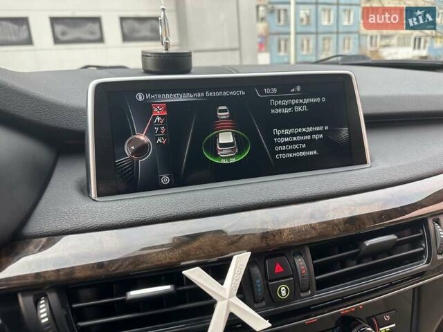 Білий БМВ Х5, об'ємом двигуна 3 л та пробігом 114 тис. км за 25000 $, фото 16 на Automoto.ua