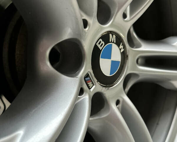 Білий БМВ Х5, об'ємом двигуна 2.99 л та пробігом 125 тис. км за 41500 $, фото 1 на Automoto.ua