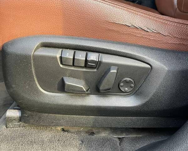 Білий БМВ Х5, об'ємом двигуна 2.98 л та пробігом 204 тис. км за 17300 $, фото 9 на Automoto.ua