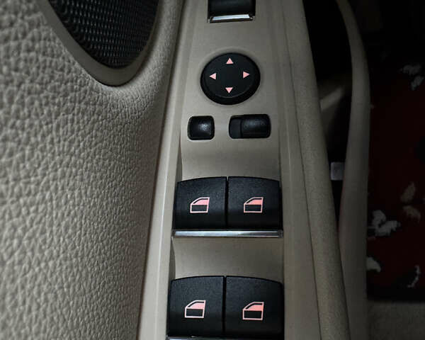 Білий БМВ Х5, об'ємом двигуна 2.98 л та пробігом 226 тис. км за 28999 $, фото 50 на Automoto.ua