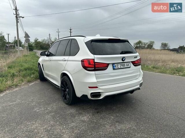 Білий БМВ Х5, об'ємом двигуна 3 л та пробігом 114 тис. км за 25000 $, фото 32 на Automoto.ua