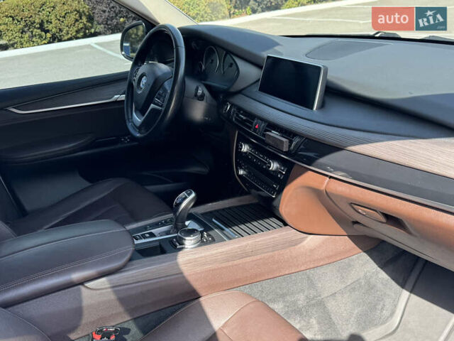 Белый БМВ Х5, объемом двигателя 2.98 л и пробегом 126 тыс. км за 26000 $, фото 53 на Automoto.ua