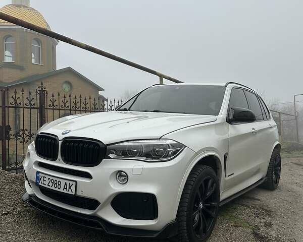 Білий БМВ Х5, об'ємом двигуна 3 л та пробігом 114 тис. км за 25000 $, фото 25 на Automoto.ua