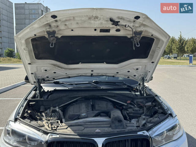 Белый БМВ Х5, объемом двигателя 2.98 л и пробегом 126 тыс. км за 26000 $, фото 55 на Automoto.ua