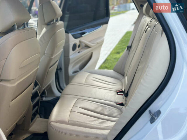 Білий БМВ Х5, об'ємом двигуна 2.99 л та пробігом 223 тис. км за 27800 $, фото 36 на Automoto.ua