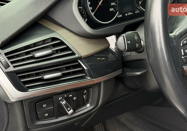 Белый БМВ Х5, объемом двигателя 2 л и пробегом 131 тыс. км за 25000 $, фото 16 на Automoto.ua