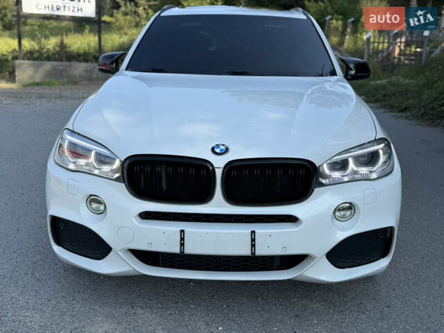 Білий БМВ Х5, об'ємом двигуна 4.39 л та пробігом 204 тис. км за 23500 $, фото 4 на Automoto.ua