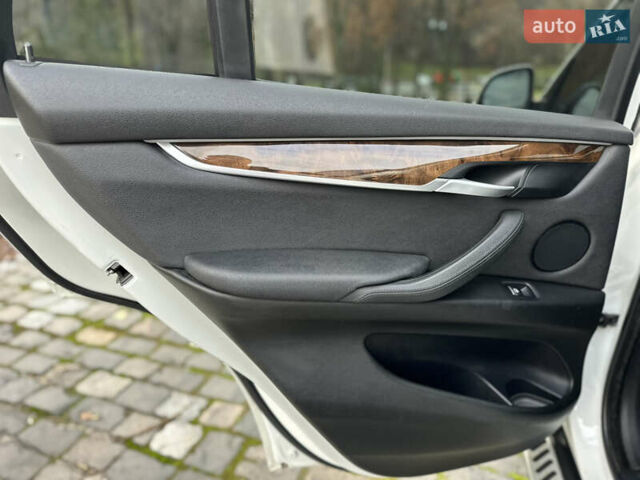 Белый БМВ Х5, объемом двигателя 2.98 л и пробегом 209 тыс. км за 17950 $, фото 18 на Automoto.ua