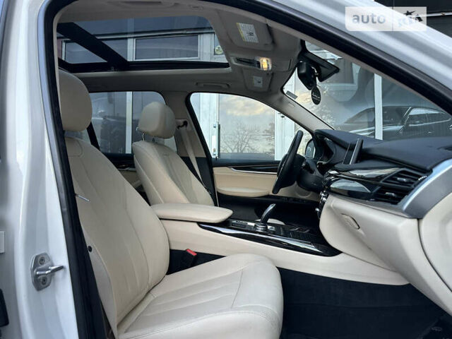 Белый БМВ Х5, объемом двигателя 2.98 л и пробегом 127 тыс. км за 24999 $, фото 11 на Automoto.ua