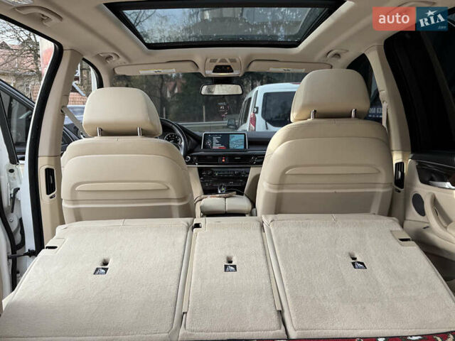 Білий БМВ Х5, об'ємом двигуна 2.98 л та пробігом 226 тис. км за 28999 $, фото 43 на Automoto.ua