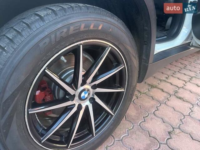 БМВ Х5 2016 в Виннице на Automoto.ua Белый БМВ Х5, объемом двигателя 2 л и пробегом 95 тыс. км за 31000 $, фото 39 на Automoto.ua