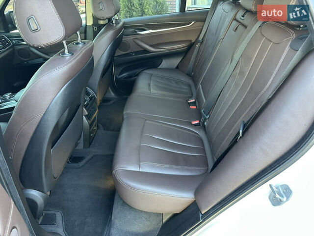 Белый БМВ Х5, объемом двигателя 2 л и пробегом 225 тыс. км за 25300 $, фото 42 на Automoto.ua