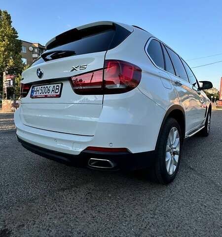 Белый БМВ Х5, объемом двигателя 2 л и пробегом 206 тыс. км за 26999 $, фото 16 на Automoto.ua