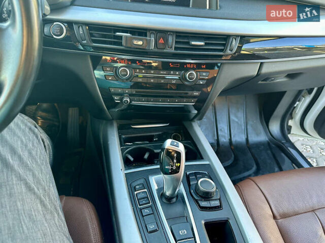 Белый БМВ Х5, объемом двигателя 2 л и пробегом 94 тыс. км за 34900 $, фото 9 на Automoto.ua