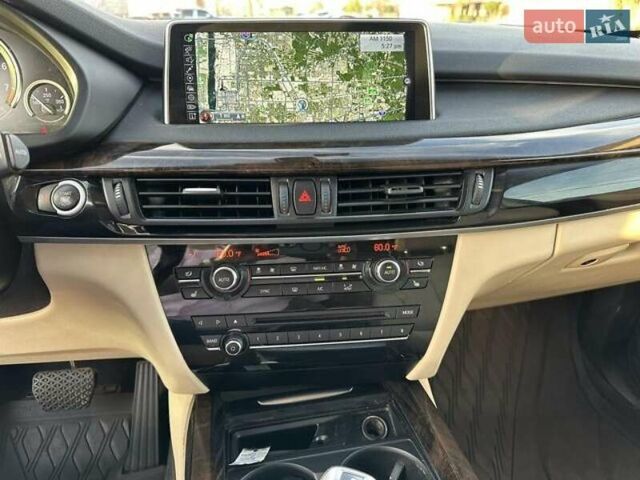 Белый БМВ Х5, объемом двигателя 2.98 л и пробегом 137 тыс. км за 6200 $, фото 12 на Automoto.ua