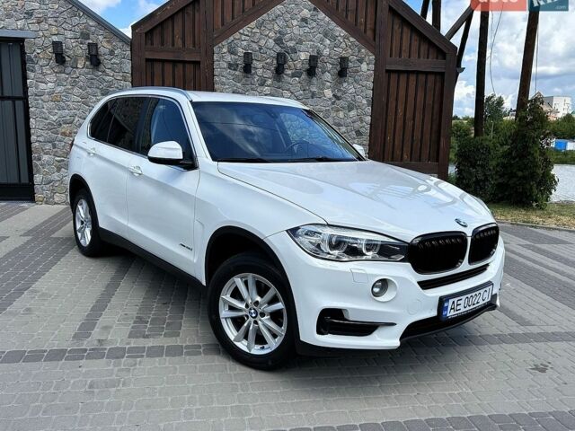 Білий БМВ Х5, об'ємом двигуна 2 л та пробігом 119 тис. км за 23900 $, фото 1 на Automoto.ua