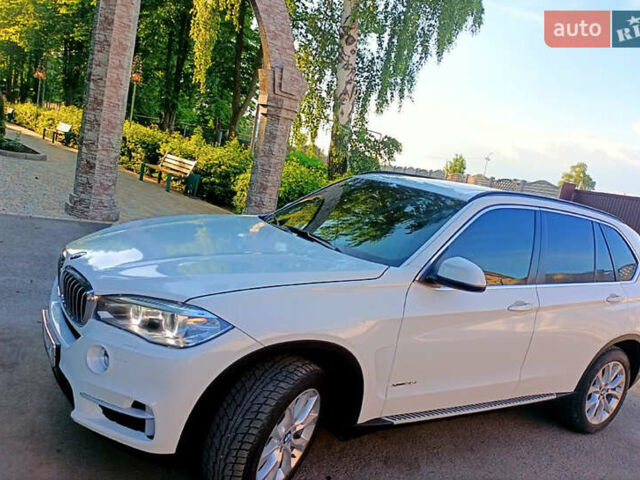 Белый БМВ Х5, объемом двигателя 2.98 л и пробегом 164 тыс. км за 19999 $, фото 2 на Automoto.ua
